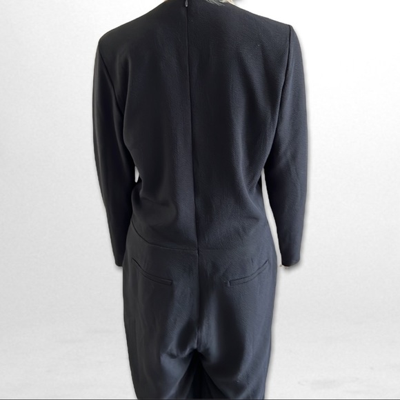 Elegant Black Jumpsuit - Picture 6 of 13